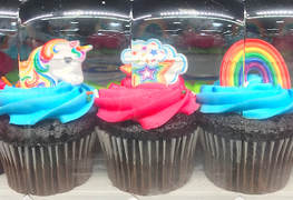 How to Thank Your Librarians-Rainbow Cupcakes